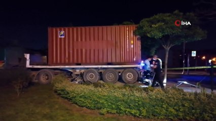 Park halinde kayan tır 6 aracı böyle biçti