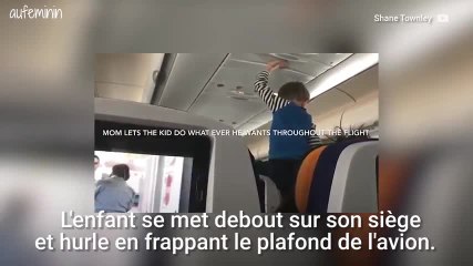 enfant crie 8 heures de vol