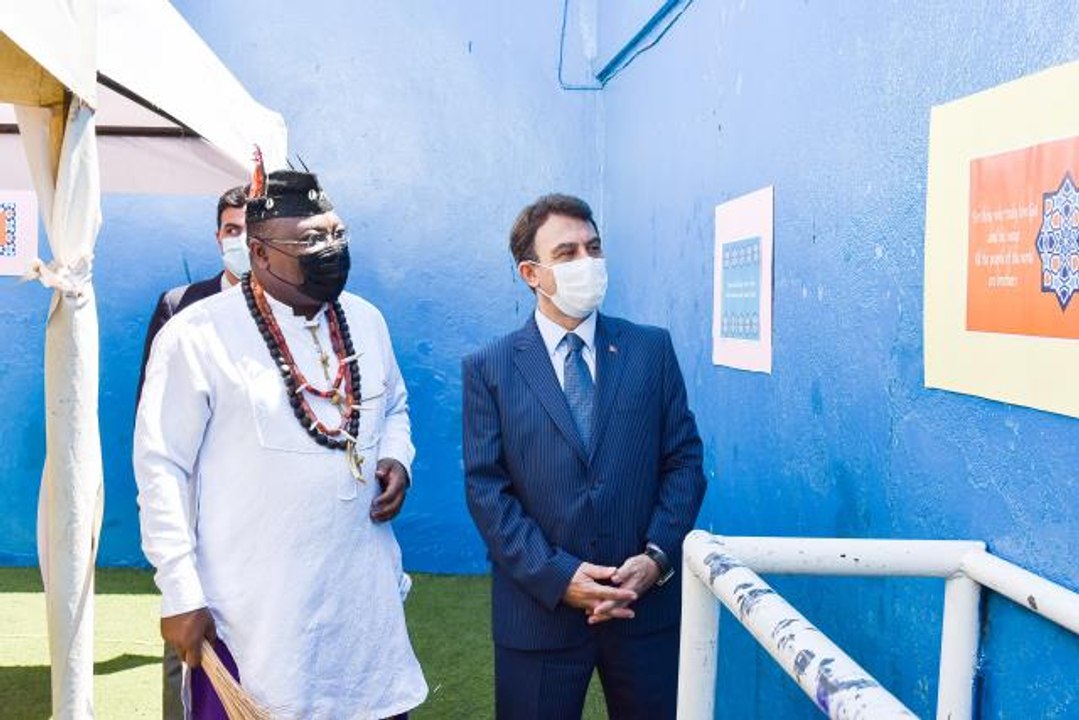 Kamerun'da Türkiye Maarif Vakfı "Yunus Emre ve Türkçe Yılı" kapsamında etkinlik düzenledi