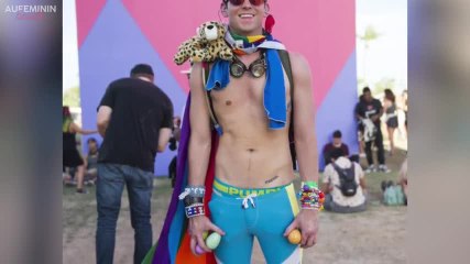 Télécharger la video: Les looks les plus bizarres à Coachella