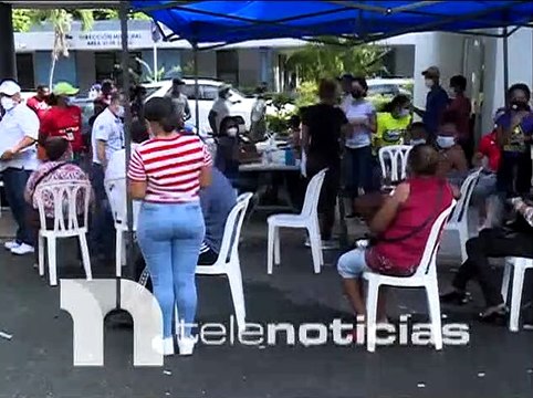 #Telenoticias / Gobierno Dominicano aplicará tercera dosis de refuerzo contra el COVID-19 a todos los ciudadanos / 24 de junio 2021