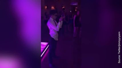 Une drôle de façon de danser