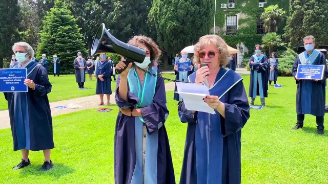 Boğaziçi akademisyenleri, nöbetlerinin 118'inci gününde: Atanmış rektör Melih Bulu ve atanmışların istifasını talep ediyoruz