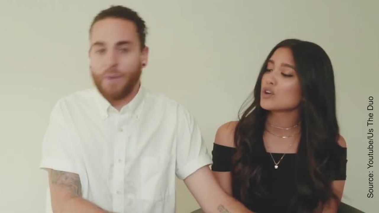 Un duo reprend les plus grands hits de 2016