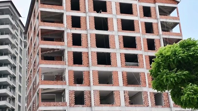 SİVAS - Çalıştığı inşaatın asansör boşluğuna düşen Afgan uyruklu işçi öldü