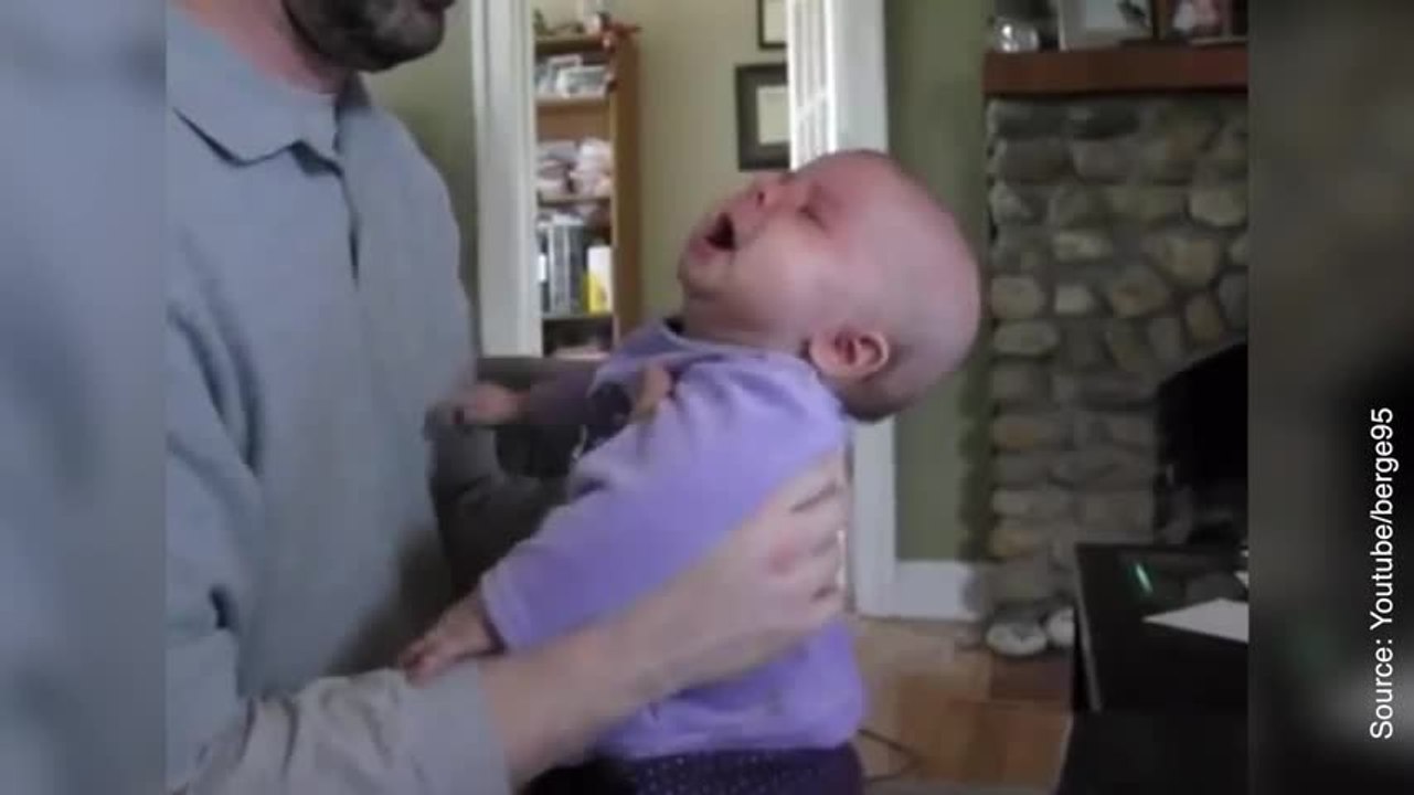 Pour calmer ce bébé, c'est simple : il faut jouer du rap !