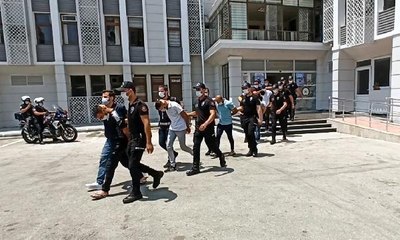 Son dakika haberi | MERSİN'DE, SUÇ ÖRGÜTÜNE OPERASYONDA 13 ŞÜPHELİ ADLİYEDE