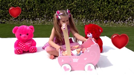 Diana and Roma Play Outdoor Racing Games