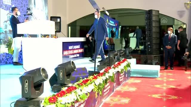 Son dakika: Cumhurbaşkanı Erdoğan: AK Parti teşkilatları olarak milletimize olan borcumuzu ancak ülkemize daha çok hizmet ederek ödeyebiliriz