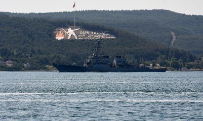 Son dakika haberi: ABD SAVAŞ GEMİSİ, ÇANAKKALE BOĞAZI'NDAN GEÇTİ