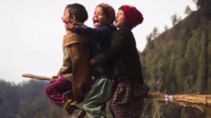 Ils retouchent des photos d'une partie de Quidditch