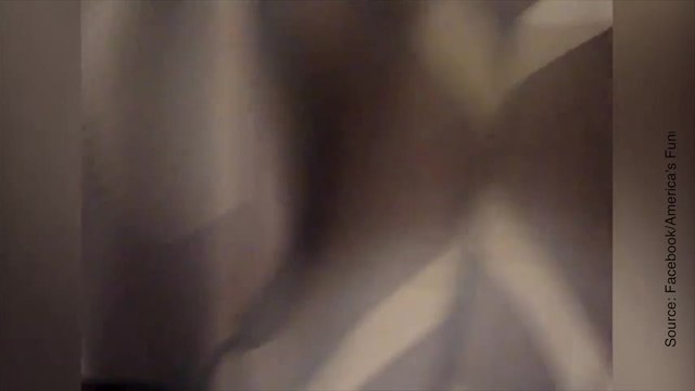 Chanter sous la douche, le petit plaisir matinal de ce garçon