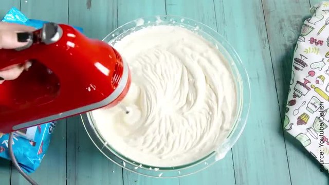Une recette de gâteau au lait et aux cookies