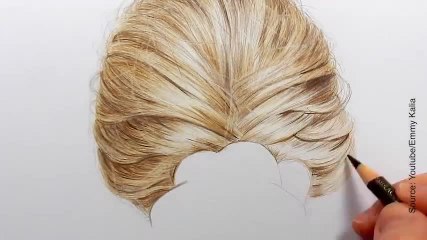 Un dessin de cheveux très réaliste