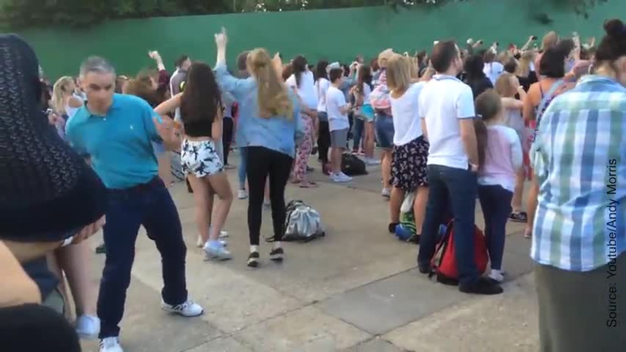 Voilà pourquoi on ne laisse jamais notre père danser…