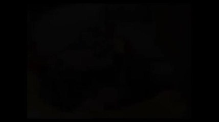 Un bébé voit sa mère pour la première fois