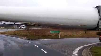 Transport d’éolienne périlleux