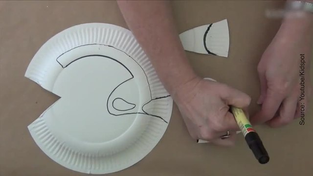 Une Dory en carton pour occuper vos enfants