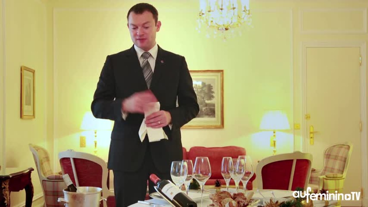 Bien servir pain et vin à un repas de fête, Noël selon l'Hôtel Bristol