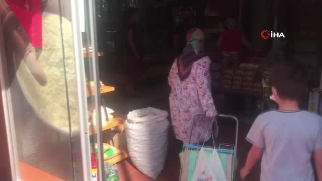 Pazar alışverişine gelen kadına dolandırıcı şoku: 4 bin liralık zekat parasını kabul etti, hem paradan hem bileziklerden oldu