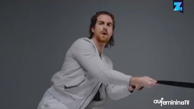 Les hommes qui murmuraient aux oreilles des testicules