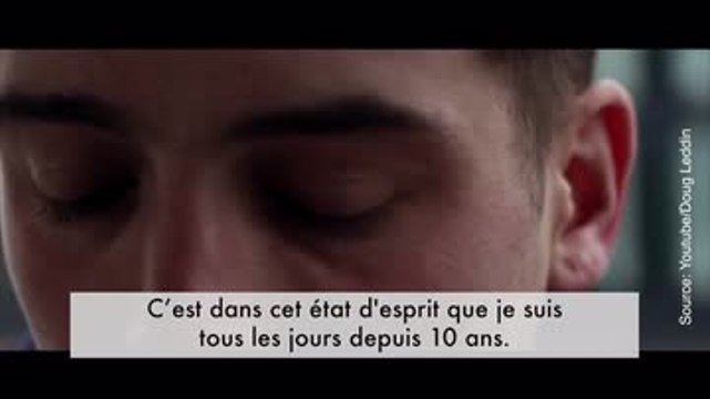 Cet homme a un message très important à nous faire passer !