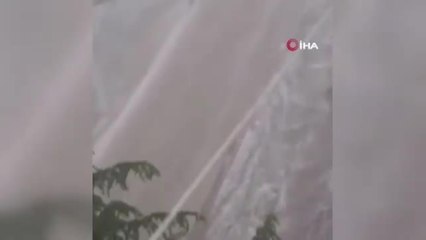 Ankara'da sağanak yağış su baskınlarına neden oldu