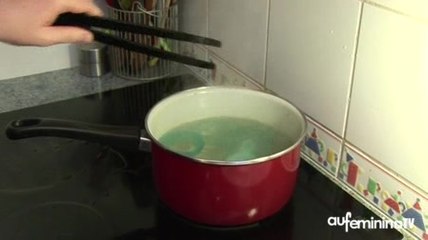 Comment stériliser le biberon de bébé