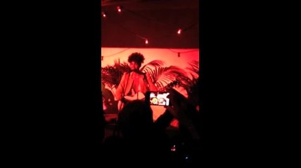 Cannes 2011: AYo et M en concert Villa Chic