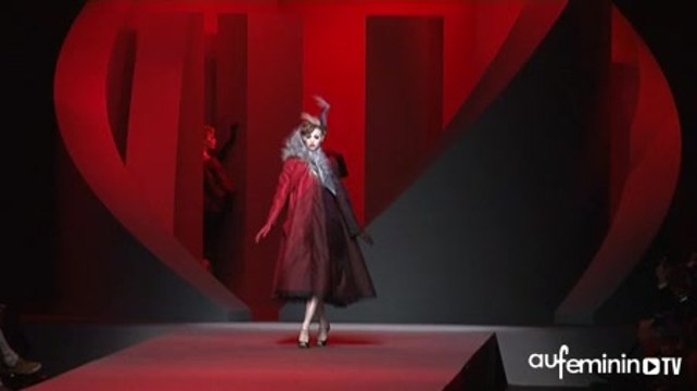 Haute Couture PE 2011 à Paris : le défilé Dior en vidéo