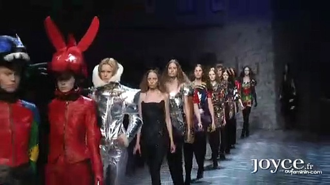 Défilés Jean-Charles de Castelbajac, Marithé et François Girbaud - Fashion week haute couture AH 2010-2011