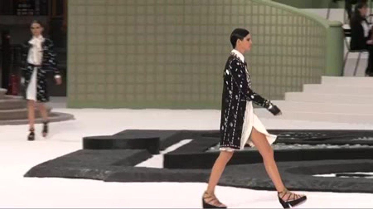Défilé Chanel : vidéo Chanel - défilé Chanel Pr...