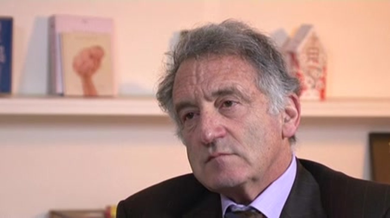 Ovocytes : vitrification d'ovocytes progrès pour la médecine, interview du Pr Frydman