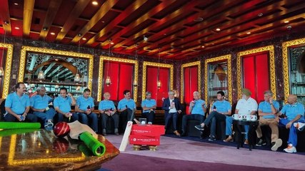 Kapil's 1983 World Cup-winners vs Dhoni's 2011 champions