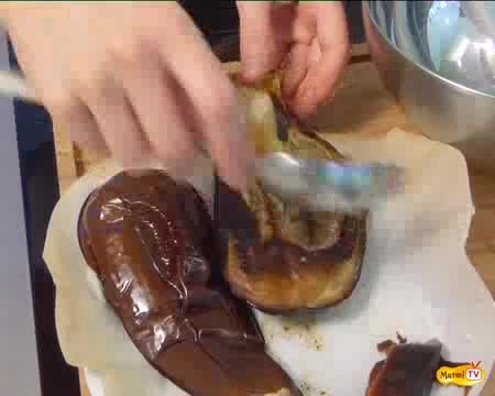 Vidéo pour réaliser facilement un caviar d'aubergines