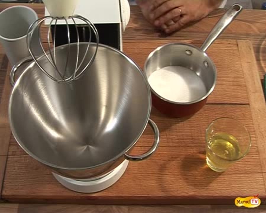 Comment faire de la meringue italienne  Mode d'emploi de la meringue