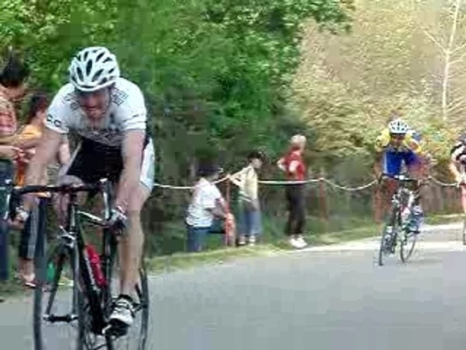 Course St Malo de Phily Pont Monvoisin (Arivée du Peloton)