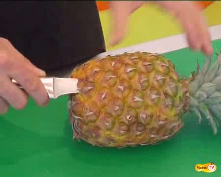 Comment découper un ananas en piston 