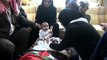 آلاف الفلسطينيين يشيعون جثمان الناشط السياسي المعارض نزار بنات