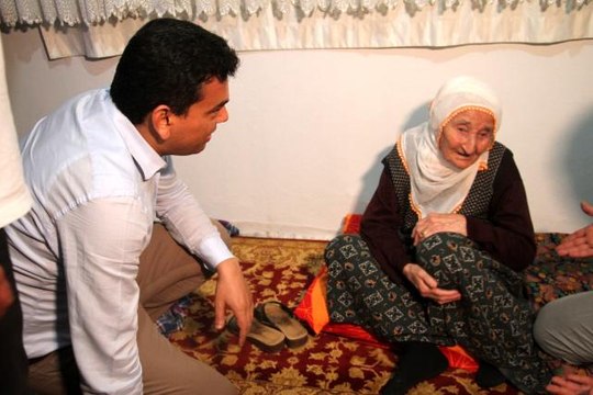 Depremden etkilenen köyleri gezen Kaymakam Şahin: Devletimiz burada vatandaşlarımızın tüm ihtiyaçlarını giderecektir