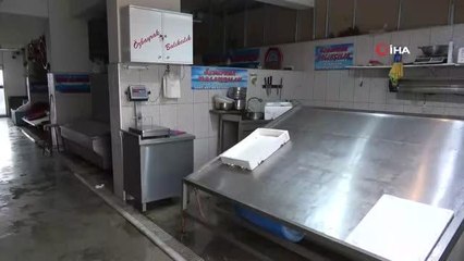 Müsilaj balıkçıları vurdu, işler durma noktasına geldi