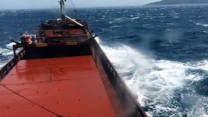 Fırtınalı hava da gemi seyretmelisin