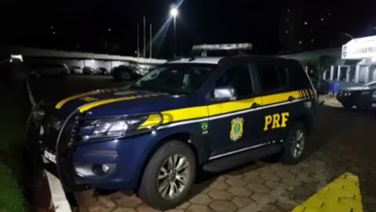 Download Video: Fiorino furtada em 2019 é recuperada pela PRF após abordagem na BR-277, em Cascavel