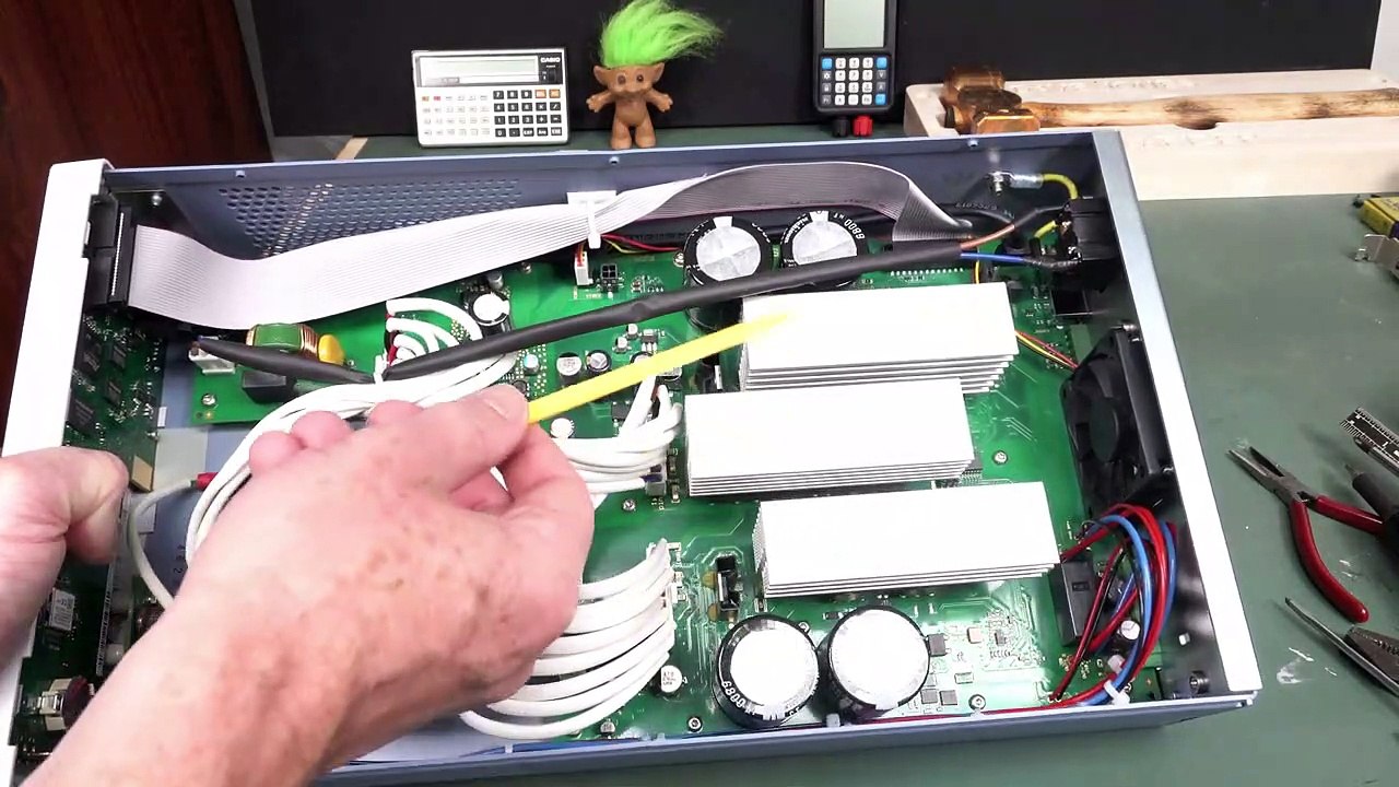 EEVblog 1402 - Rohde & Schwarz NGA100 PSU Teardown + GIVEAWAY
