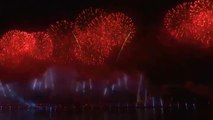 San Petesburgo celebra su espectacular festival de las Velas Rojas
