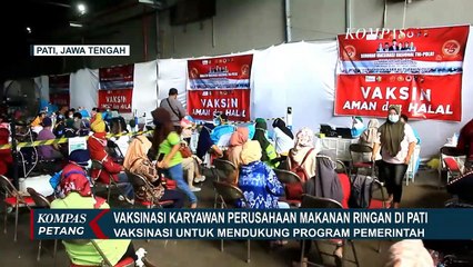 Vaksinasi Karyawan Perusahaan Makanan Ringan di Pati