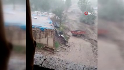 Gürün’de sel, tonlarca alabalık kayıp