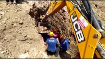BURSA - Kazı çalışmasında toprak kayması sonucu mahsur kalan işçi kurtarıldı