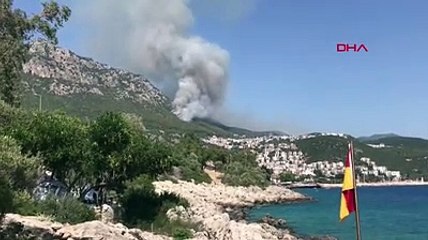 Kaş'ta orman yangını