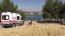 Adıyaman'da Atatürk Baraj Gölü'ne giren 4 kişiden 2'si boğuldu